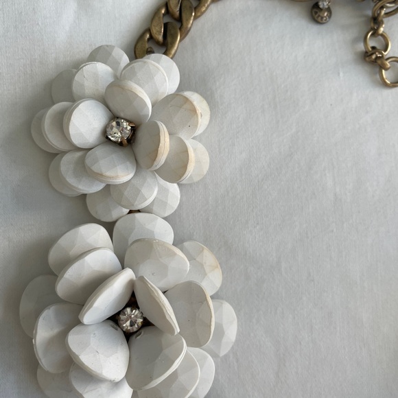 JCrew floral necklace - Picture 2 of 4